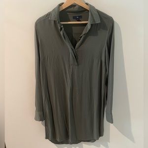 Green Gap collared dress